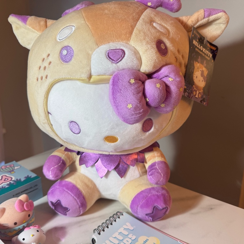 Hello Kitty Plush bundle - Picture 2 of 4